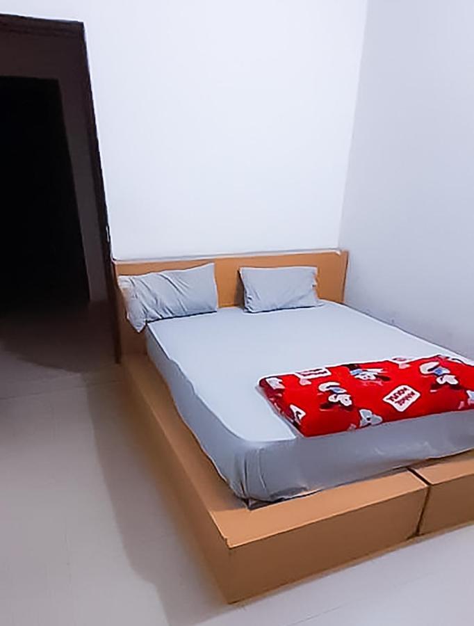 Roomshala 110 Hotel Mulaqaat - Shiv Nadar University Dadri Eksteriør billede